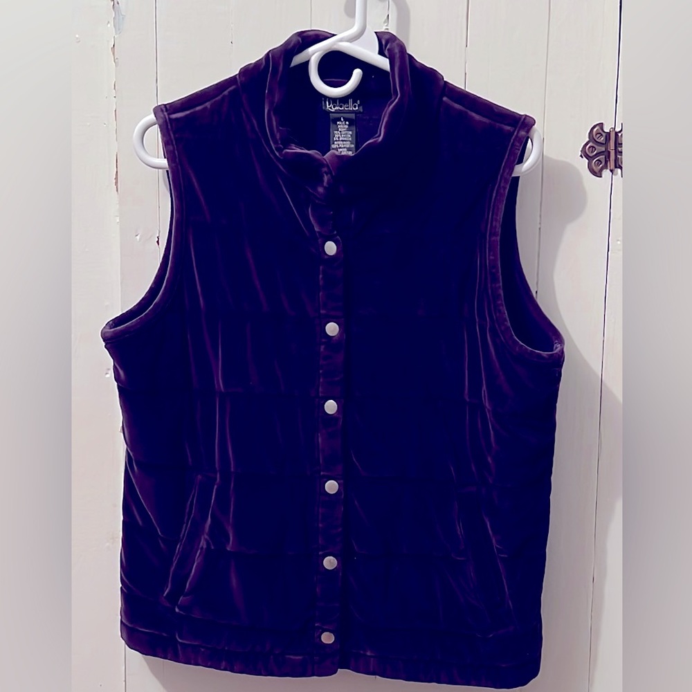 Purple Velour Vest Size Large by Rafaella.